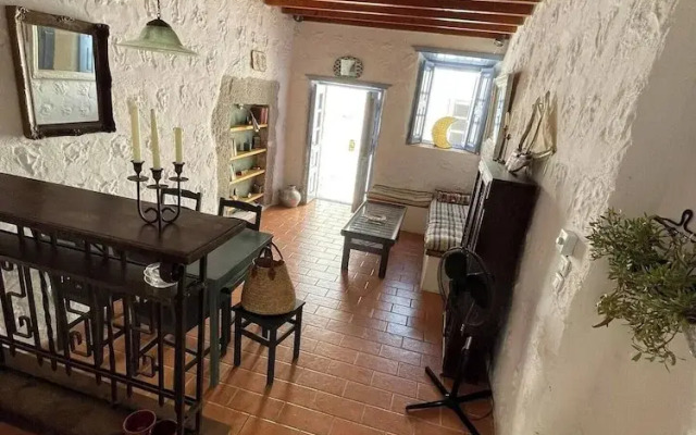 Traditional 2 Bd Chora House Patmos