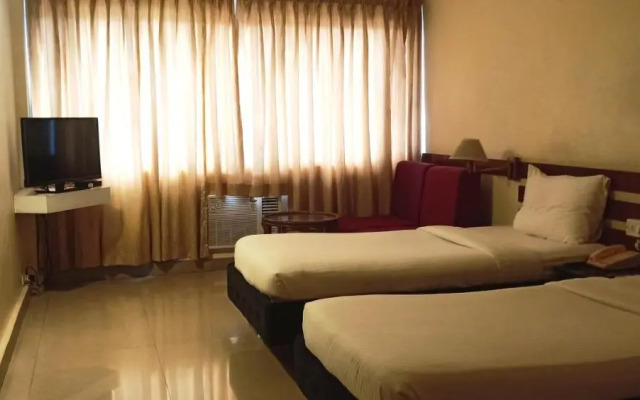 Hotel Poonja International