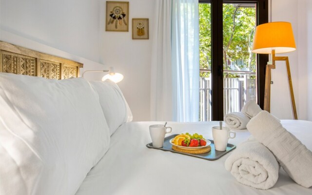 Stay U-nique Apartments Fabra i Puig