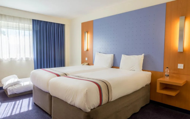 Ramada London North M1