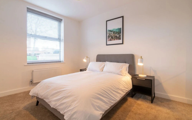 Luxurious Apartment -nec BHX Solihull
