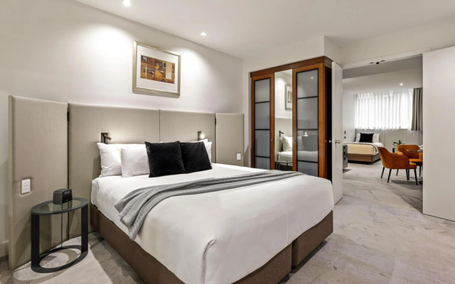 Peppers Waymouth Adelaide – Guest Rooms – Adelaide