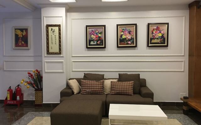 The Sun Hotel