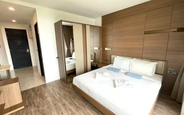Sea view studio at Oceana by Lofty
