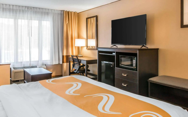 Quality Inn & Suites Houghton Downtown