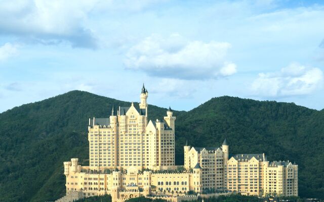 The Castle Hotel, a Luxury Collection Hotel, Dalian