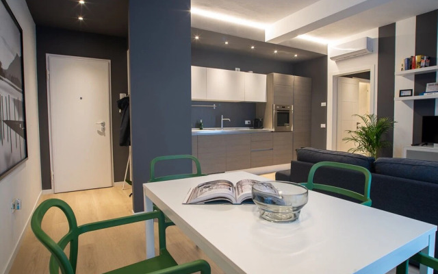 Br Apartments