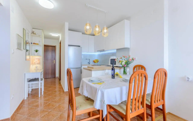 Apartments with WiFi Split - 11660