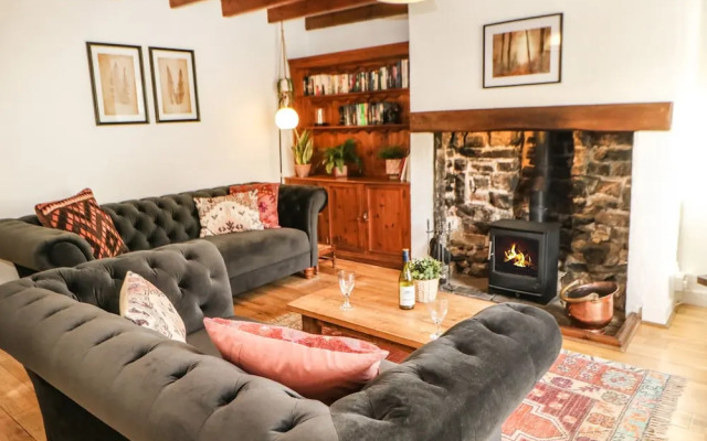 Englewood Cottage