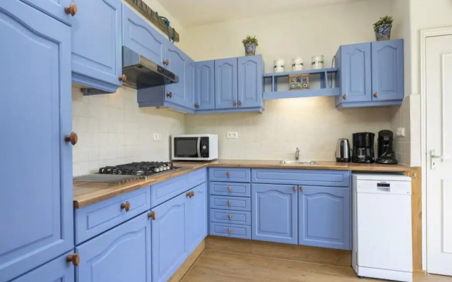 Detached 6 Pers Holiday Home