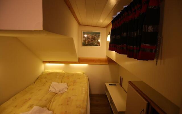 Hotelboot Allure
