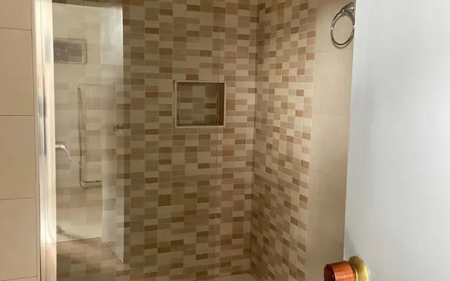 Apartamento De 1 Dormitorio, Edificio Penibtico