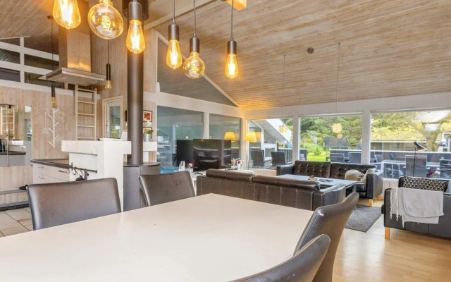 10 Person Holiday Home in Saltum-by Traum