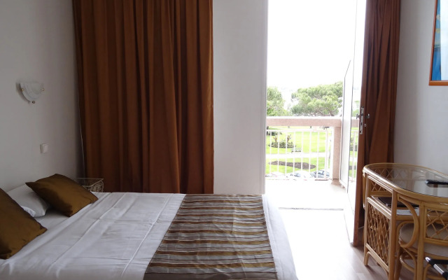 Brit Hotel Hermitage