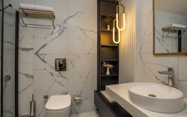 Luxury Garden Suites