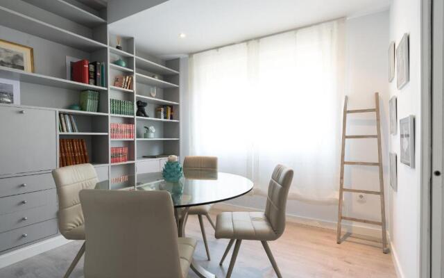 Soho Premium 3 Bedrooms Apartment