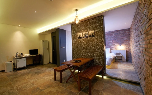 Yeosu K-boutique Hotel