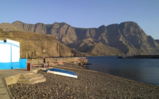 Deluxe con vistas laterales al mar GC-10