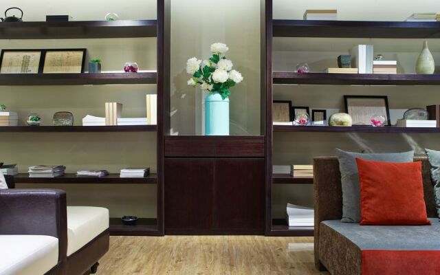 Taiwan Pavilion line 53