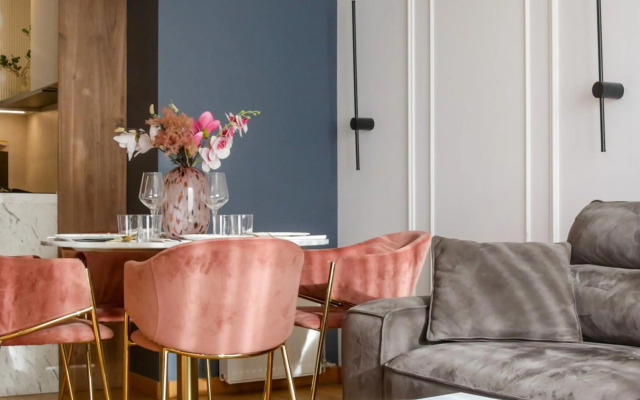 Supernova Royal Residence