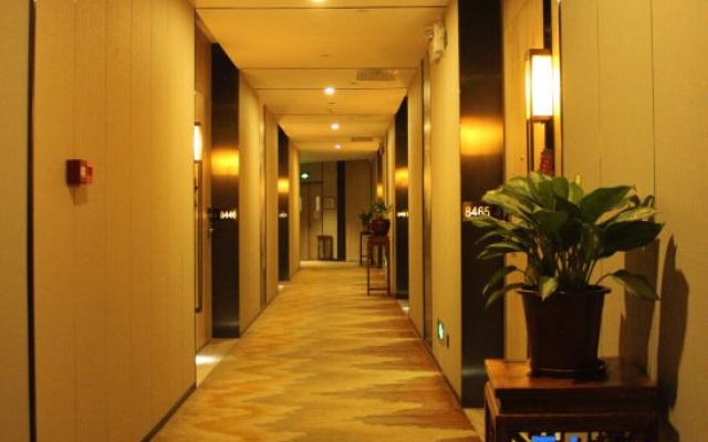 Garden Hotel