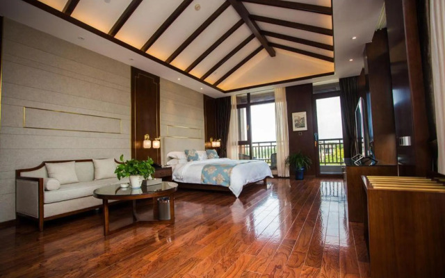 Taihuyuan Holiday Hotel