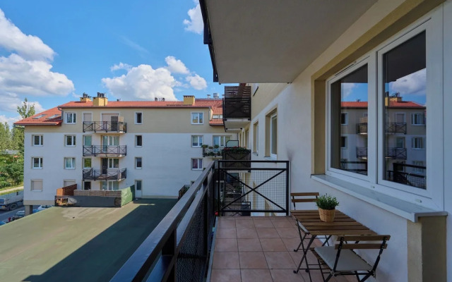 Family Apartment Wroclaw by Renters