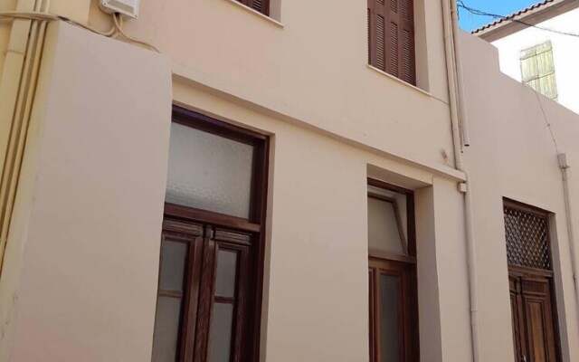 Dali Rooms