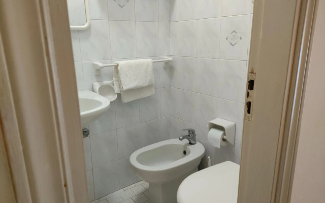 Aura Living Hotel
