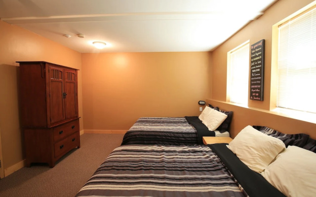 Executive Suite by Apex Mountain Lodging