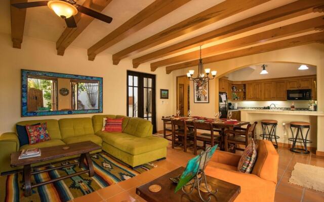 Casa De Amigos by Casago