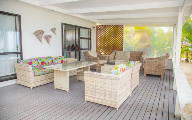 Natura Lagoon Bungalow