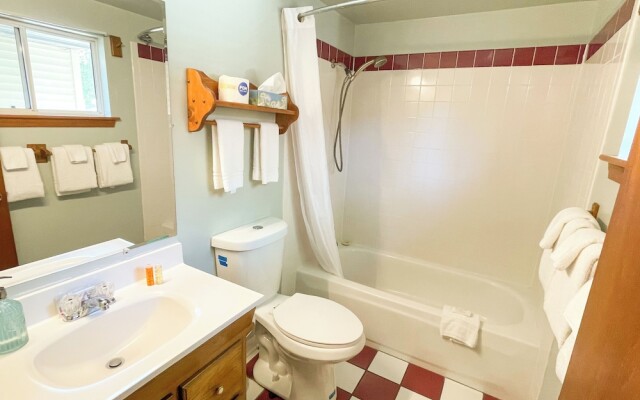 669 Rainbow Landing Dr