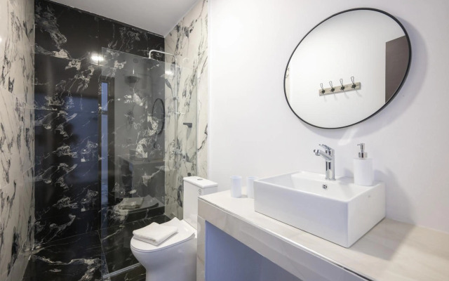 Bamboo Suites Adults Only