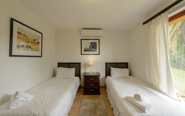 San Lameer Villa Rentals 2816