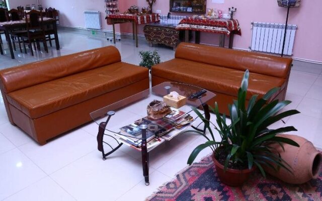 Hotel Mthnadzor