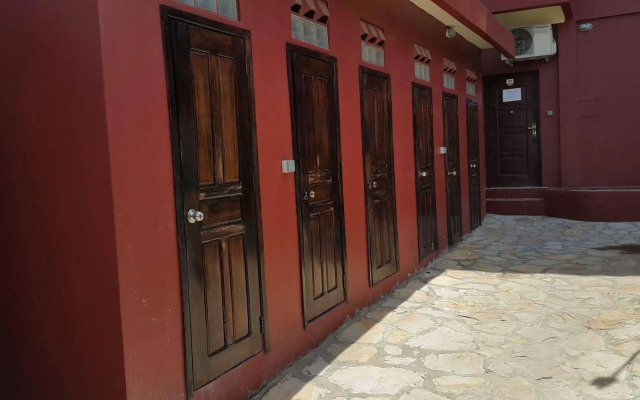 Serendipity Beach Hostel