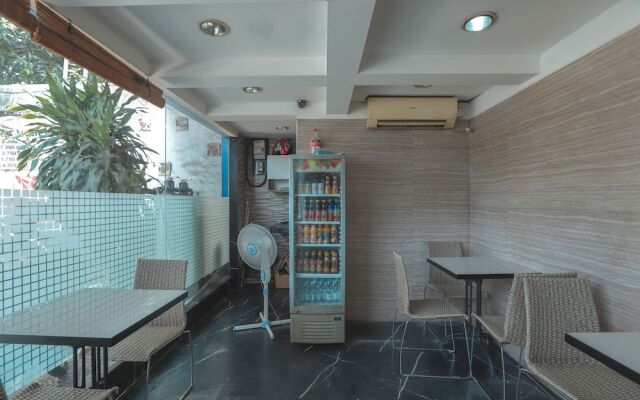 OYO 161 DC Hotel Utan Kayu