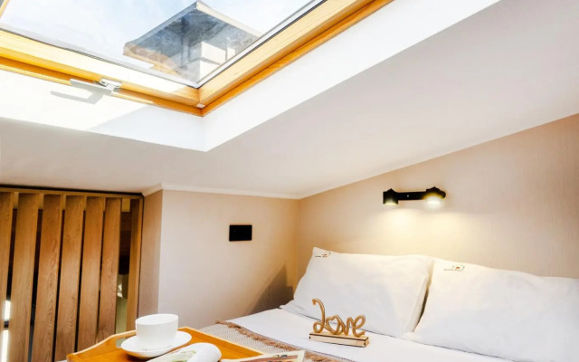 Orange Apart (Orange Apart) President