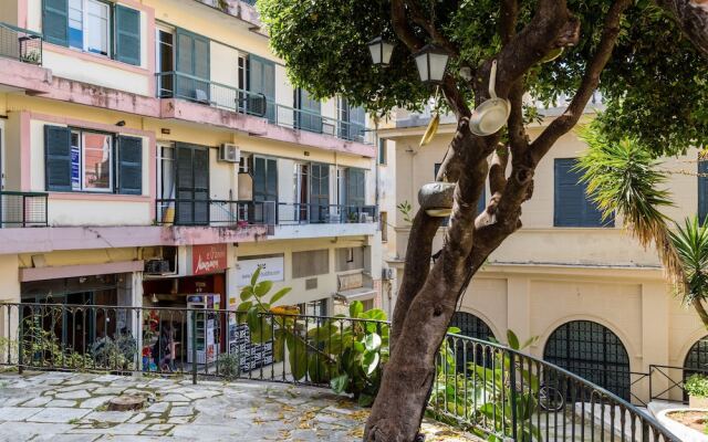 Sidewalk Apartment