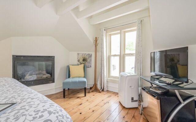St Andrew Suites