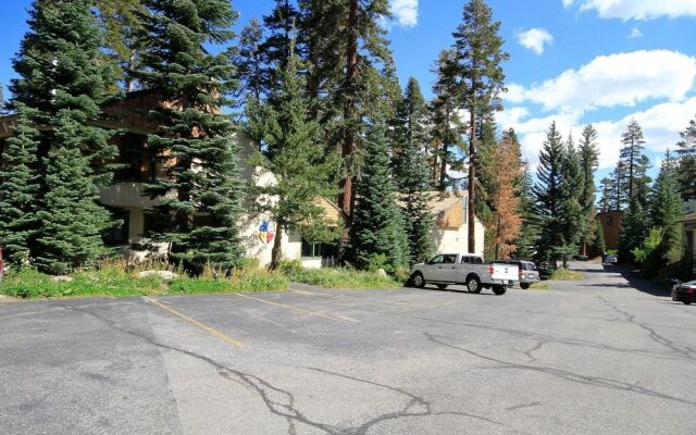 Mammoth Mountain Reservations Condo Collection