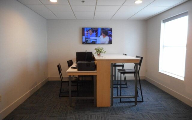 Holiday Inn Express Fairfield by IHG