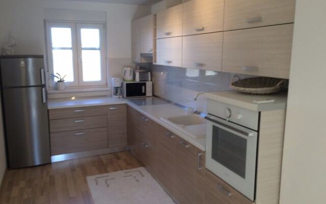 Apartment Hennion / Two Bedrooms A3 Liam