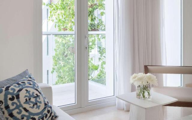 Nacar Hotel Cartagena, Curio Collection by Hilton