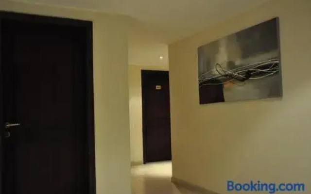 Sahara Hotel Apartment