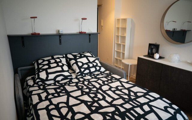 Charming bright studio and design