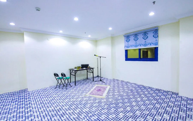 Orouk Al Zahab Al Makeya