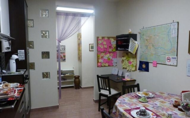 Airport Pisa Rooms
