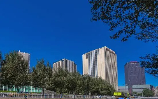 Chianti 45° Holiday Hotel (Harbin West Railway Station Hasi Wanda Plaza)